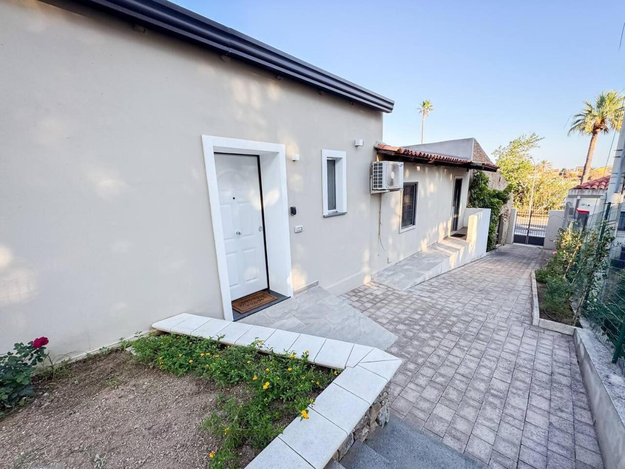Giandra Rooms And Garden Messina Esterno foto